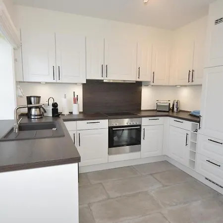 Doppelhaushaelfte Dorfhus *