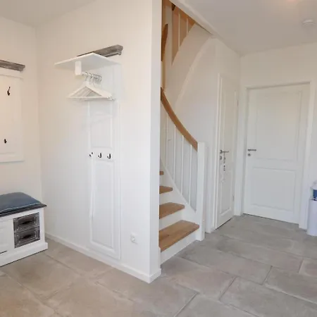 Doppelhaushaelfte Dorfhus בית נופש Böhl