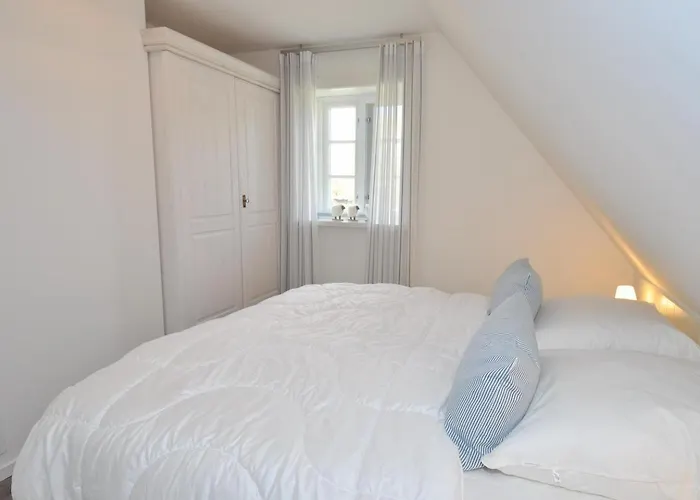 Сasa de vacaciones Doppelhaushaelfte Dorfhus